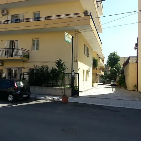 Al Cedir Frühstückspension Reggio Calabria