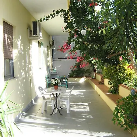 Bed & Breakfast Al Cedir 3*